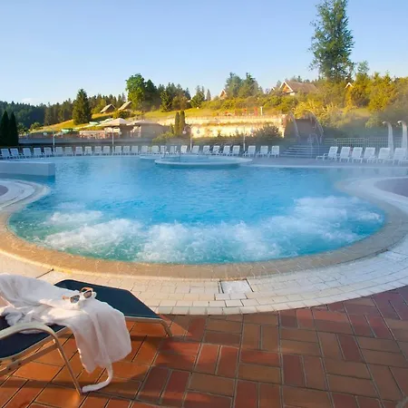 Terme פארק נופש 4*
